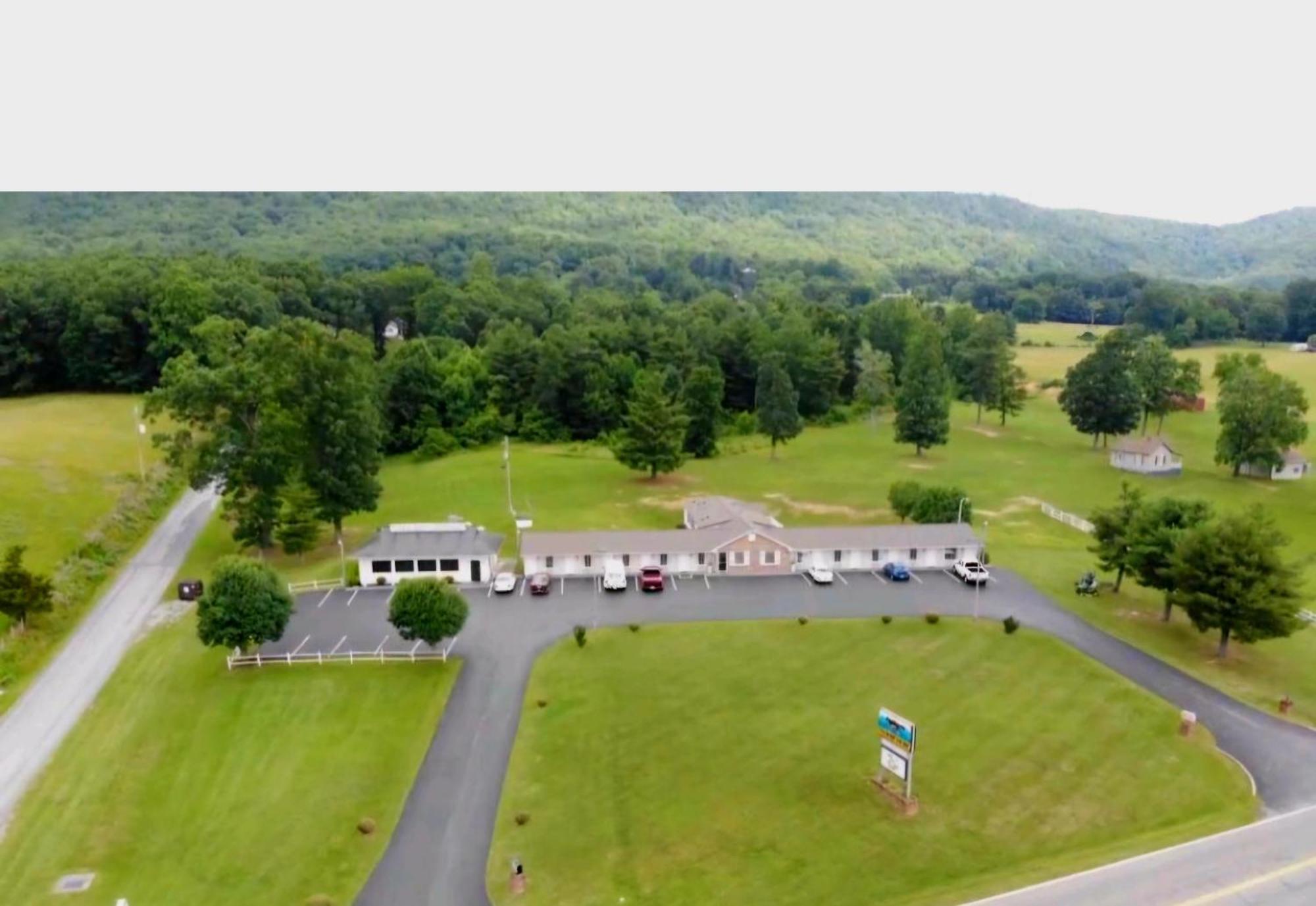 Fox Mountain Inn Max Meadows Εξωτερικό φωτογραφία