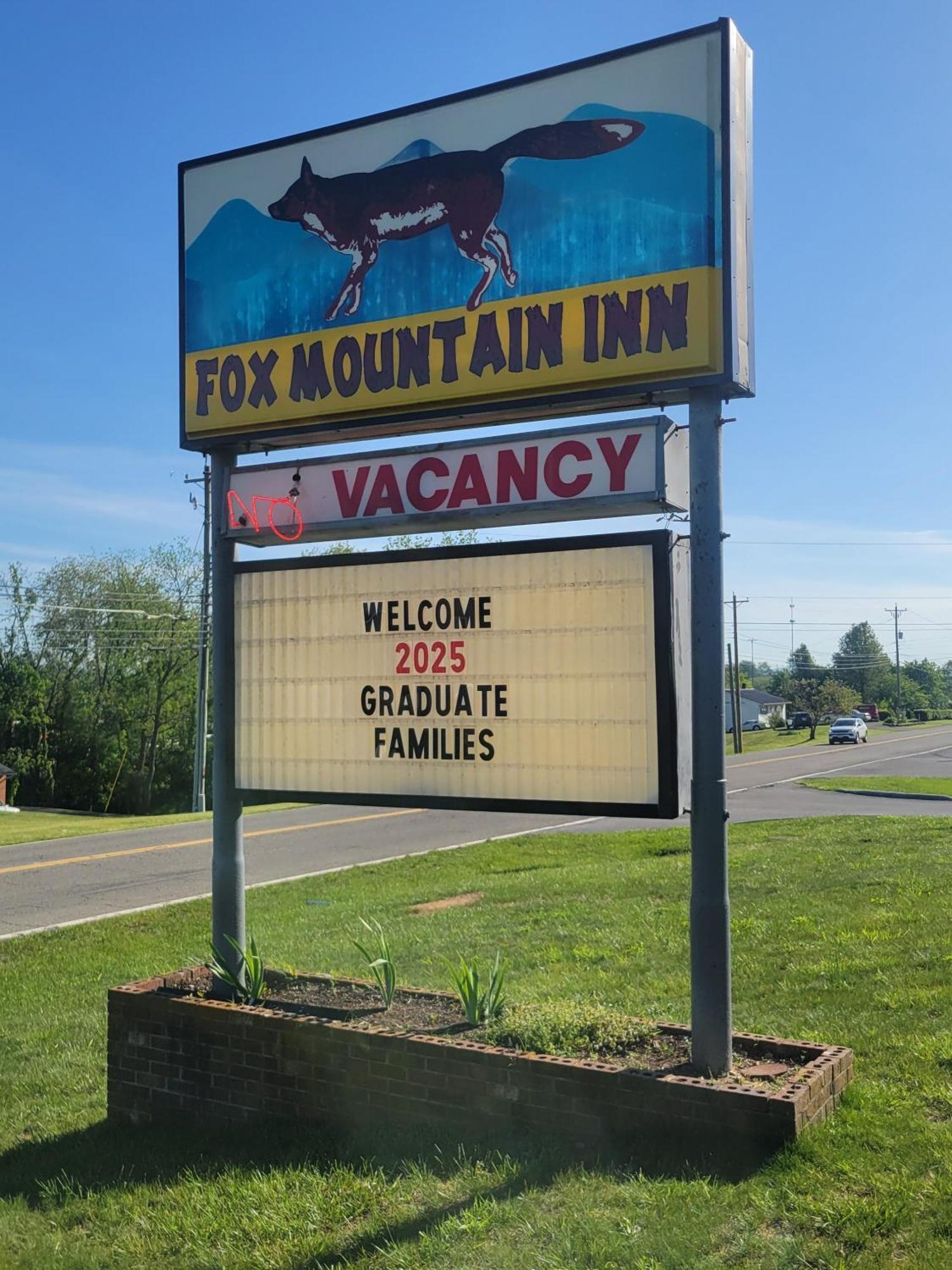 Fox Mountain Inn Max Meadows Εξωτερικό φωτογραφία